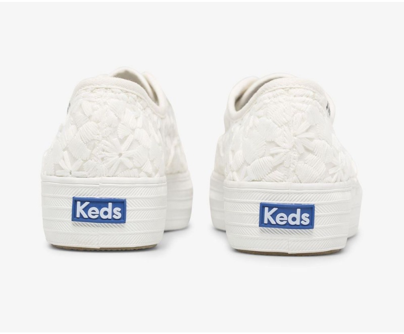 Keds Triple Floral Embroidery White | 1547-ADGRB