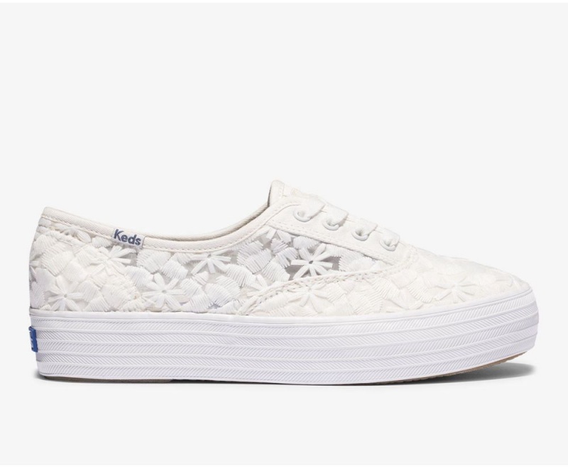 Keds Triple Floral Embroidery White | 1547-ADGRB